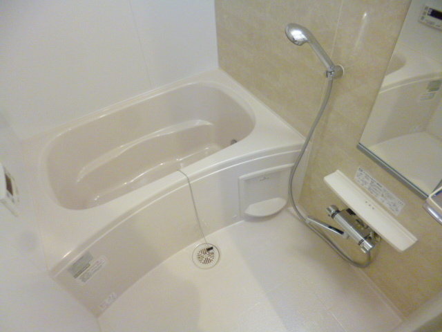 バス・シャワールーム　★追い炊き＆浴室乾燥機付きバスルーム★