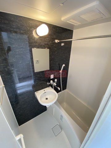 バス・シャワールーム　洗面