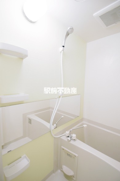 バス・シャワールーム　※同マンション別部屋