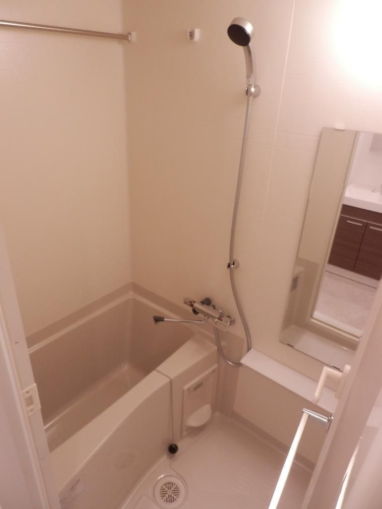 バス・シャワールーム　☆ゆったりくつろげるお風呂☆