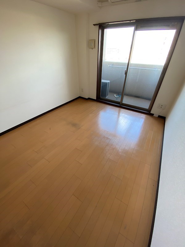 居室・リビング　違うお部屋の写真です。ご参考ください。