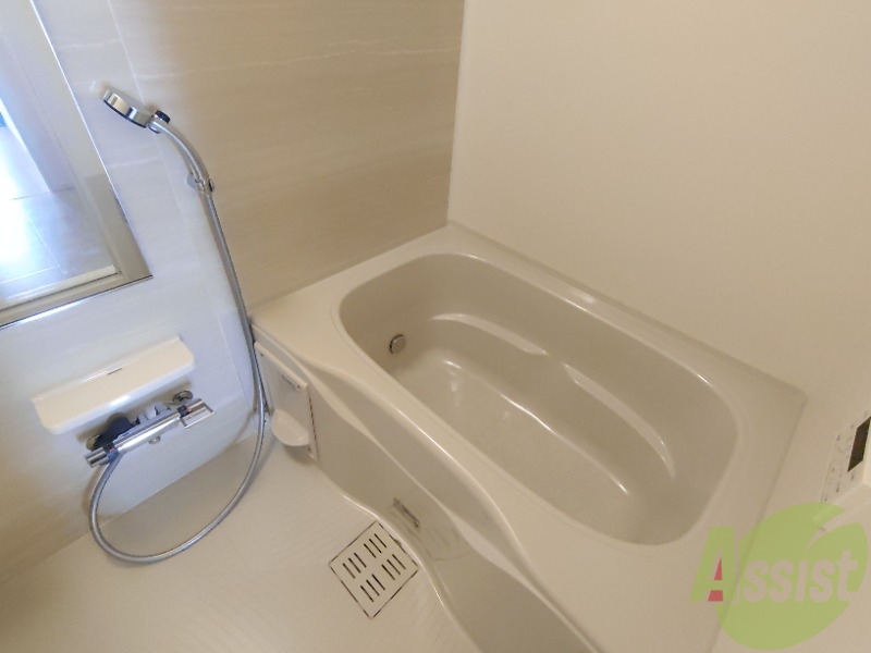 バス・シャワールーム　お風呂は追い炊きもありましてゆっくり入りたくなりますね。