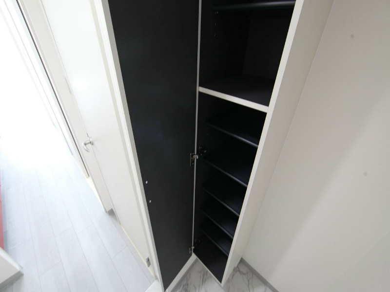 玄関　シューズボックス付いてます