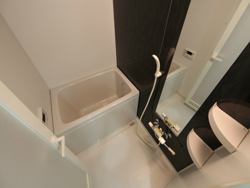 バス・シャワールーム　追い焚き付　浴室暖房乾燥機付バスルーム