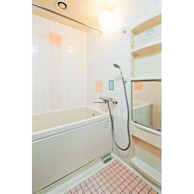 バス・シャワールーム　※ほかのお部屋の参考写真です※