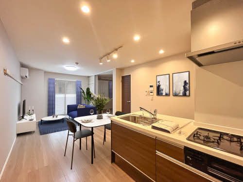 居室・リビング　写真の家具家電はイメージです。