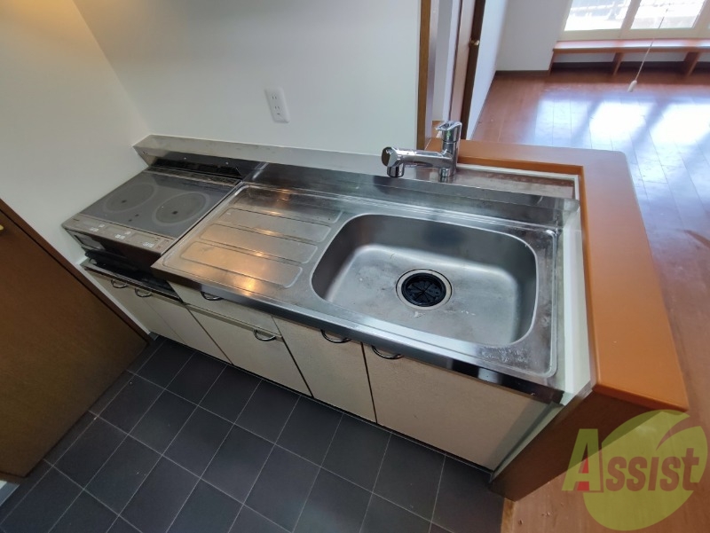 キッチン　キッチンはスペースも広々していて使いやすそうですよ！