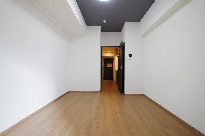 居室・リビング　☆明るい洋室☆