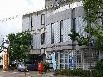 郵便局　大坪郵便局（郵便局）まで450m