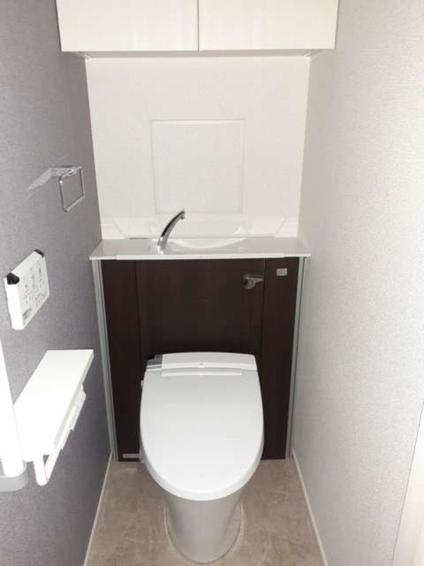 トイレ　図面と現状に相違がある場合には現状を優先