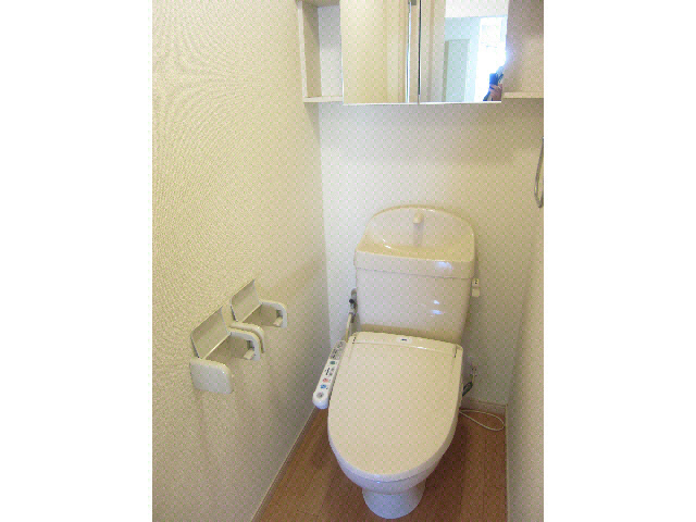 トイレ　温水洗浄便座