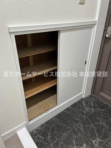 収納　玄関収納