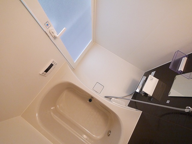 バス・シャワールーム　お風呂で日々の疲れを落としましょう