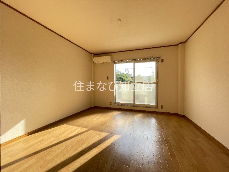 居室・リビング　同型タイプ