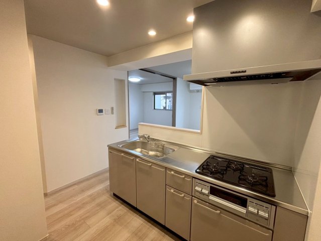 キッチン　サンマリン安里（ＴＣ）那覇市安里エリア