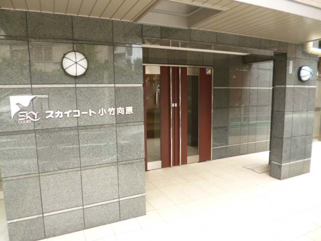 エントランス　エントランス