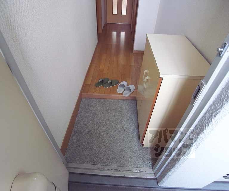 玄関　玄関です。