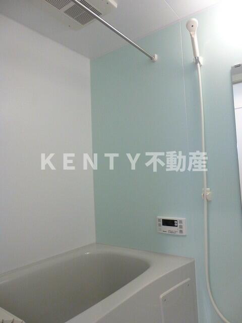 バス・シャワールーム　ゆったり過ごせるお風呂です