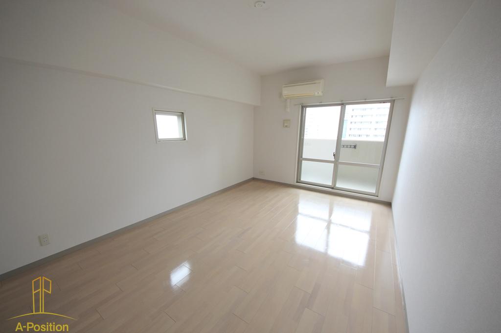 居室・リビング　フォレシティ肥後橋