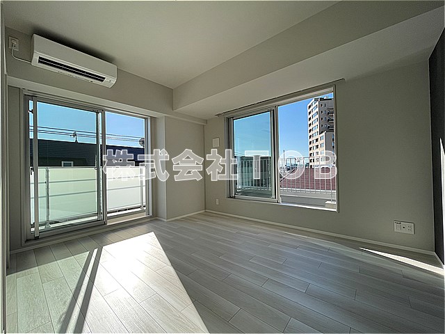 居室・リビング　8.3帖