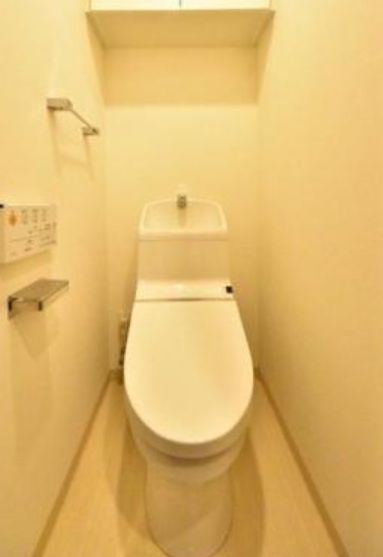 トイレ　トイレもきれいです