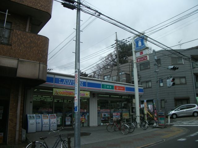 コンビニ　ローソン赤塚中央通店（コンビニ）まで422m