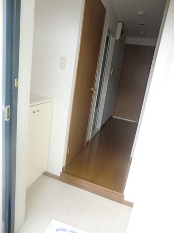 玄関　シューズボックス付きの玄関です