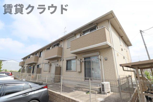 建物外観　落ち着いたカラーのスタイリッシュなデザインが際立ちます！