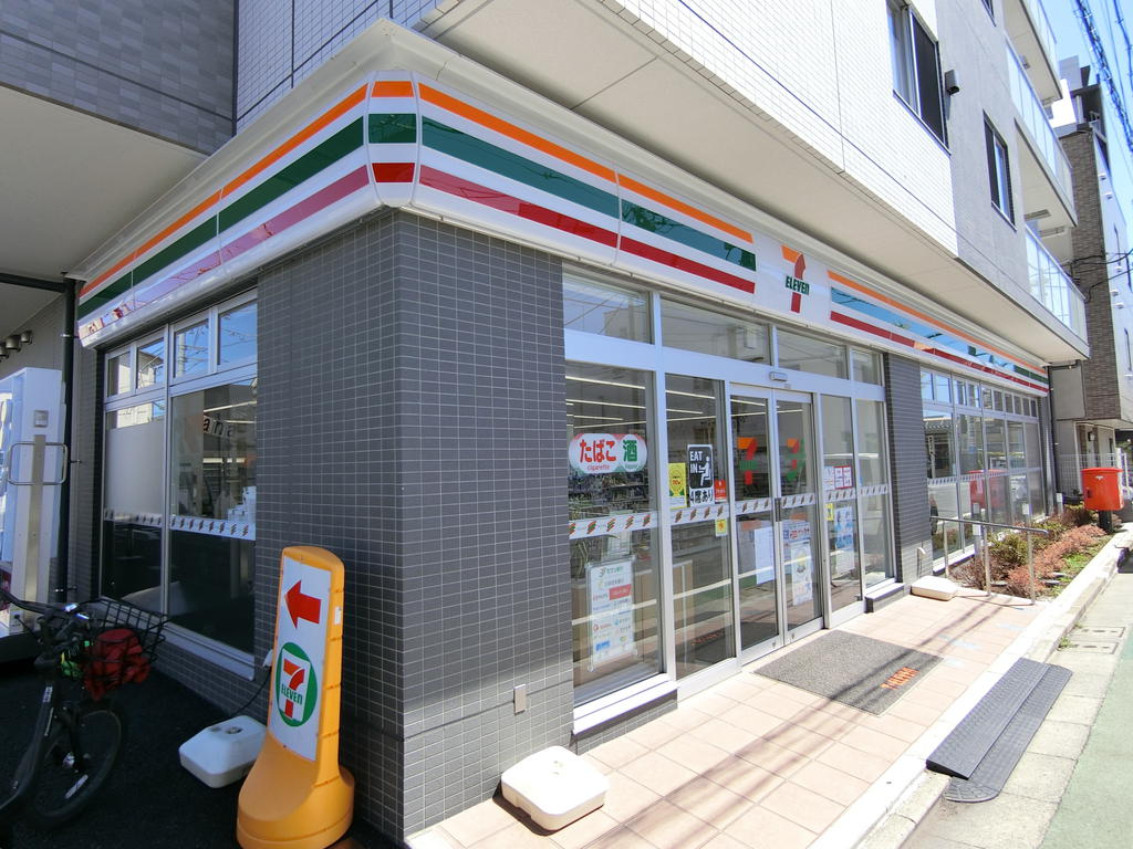 コンビニ　セブンイレブン練馬石神井台8丁目店（コンビニ）まで192m
