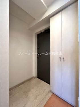 玄関　★《見学予約受付中》仲介手数料無料にてご紹介★