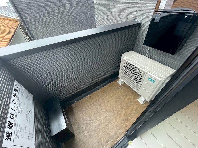 バルコニー　(完成イメージ)
