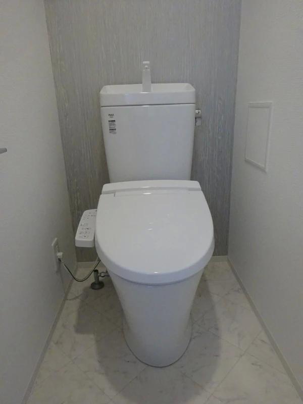 トイレ　※同タイプ、別のお部屋のイメージ写真です！