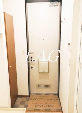 玄関　玄関です。