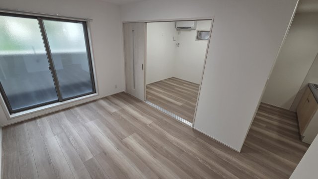 阪急今津線 甲東園駅 徒歩10分 3階建 築1年の居間写真