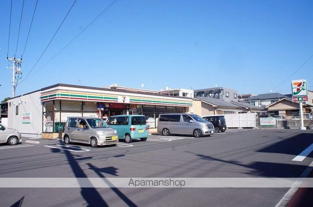 コンビニ　セブンイレブン鹿児島薬師堂店（コンビニ）まで242m