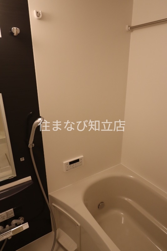 バス・シャワールーム　同型別部屋写真