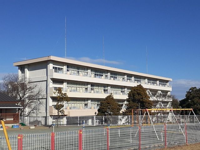 小学校　大久保小学校（小学校）まで250m