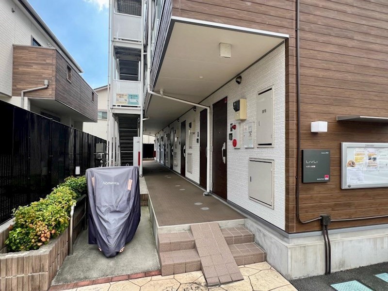 エントランス　建物入口