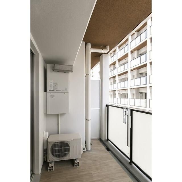 バルコニー　お洗濯にも便利なバルコニー付き