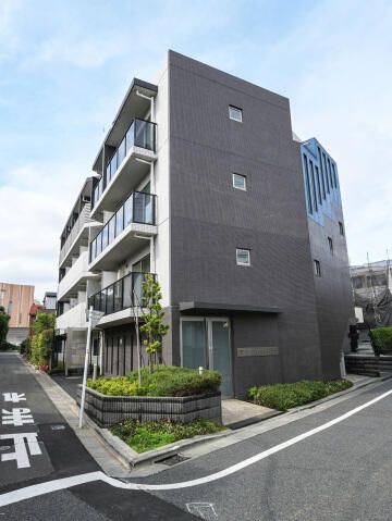 建物外観　外観タイル張り　常時ゴミ出し可能　分譲タイプ