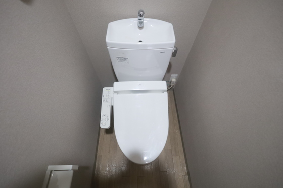 トイレ　※別部屋の写真です
