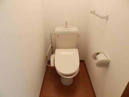 ヴェールヴィルII A棟のトイレ写真