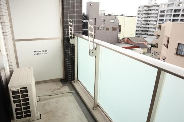 バルコニー　落ち着いた時間を過ごせるバルコニーです