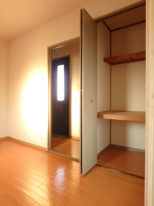 収納　図面と現状に相違がある場合には現状を優先