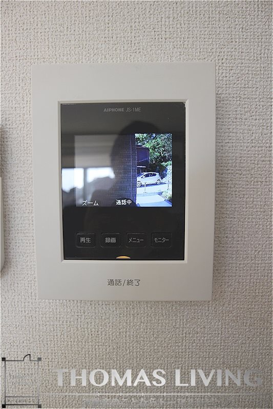 セキュリティ　モニタ付きインターホンで来客確認が出来ます。