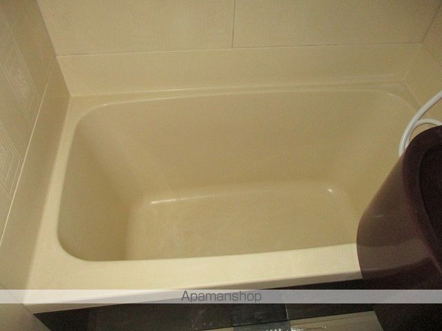 近鉄大阪線 長瀬駅 徒歩6分 4階建 築42年の風呂写真