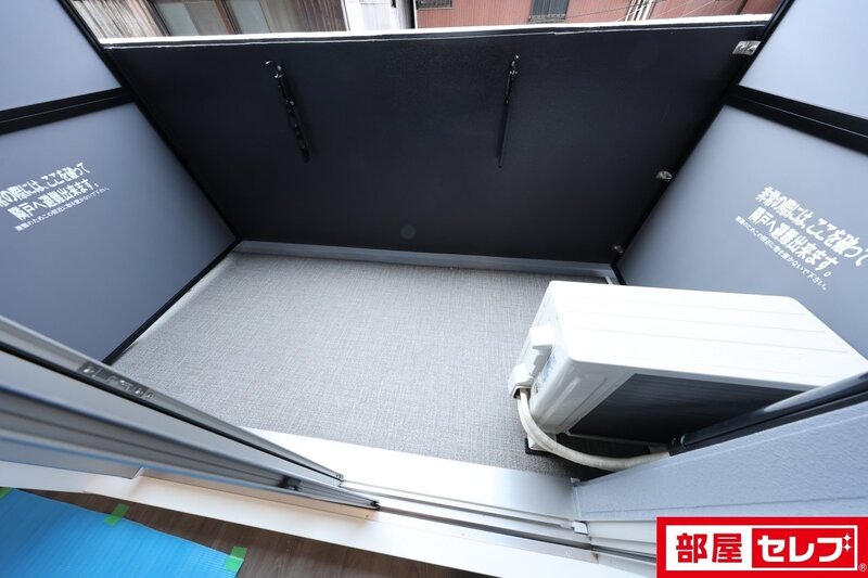 バルコニー