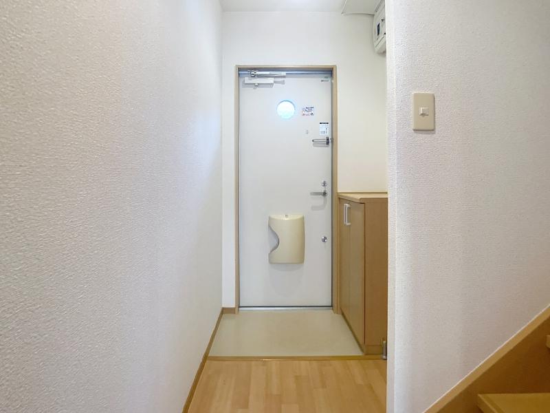 パールハイツ木床の玄関写真
