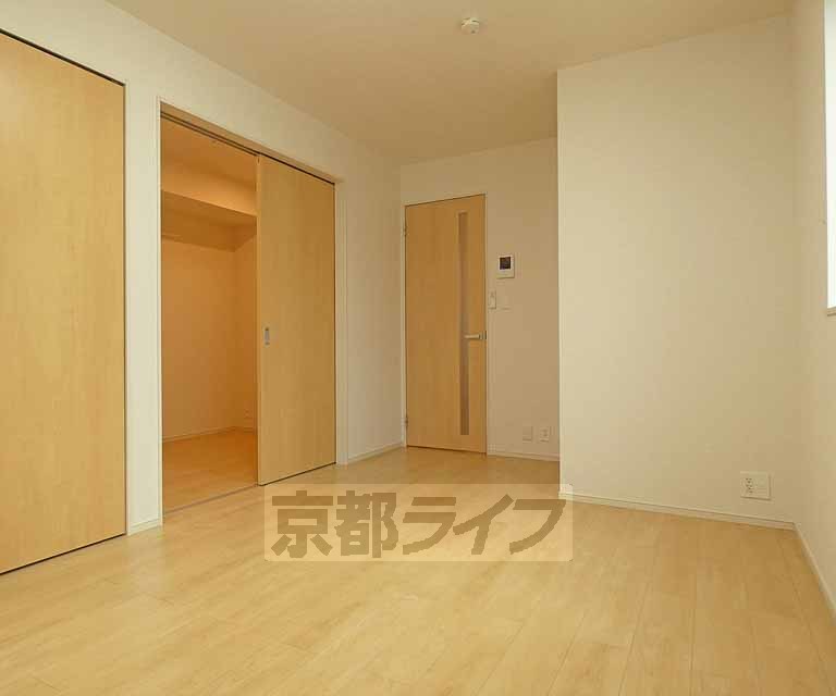 居室・リビング　広々としたお部屋です・
