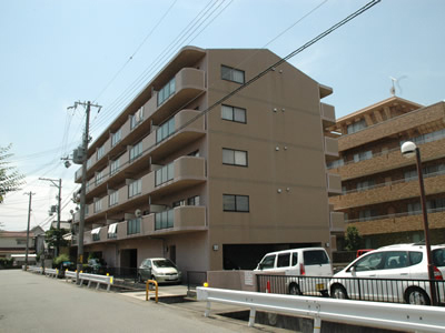 オーセント飯田の建物外観